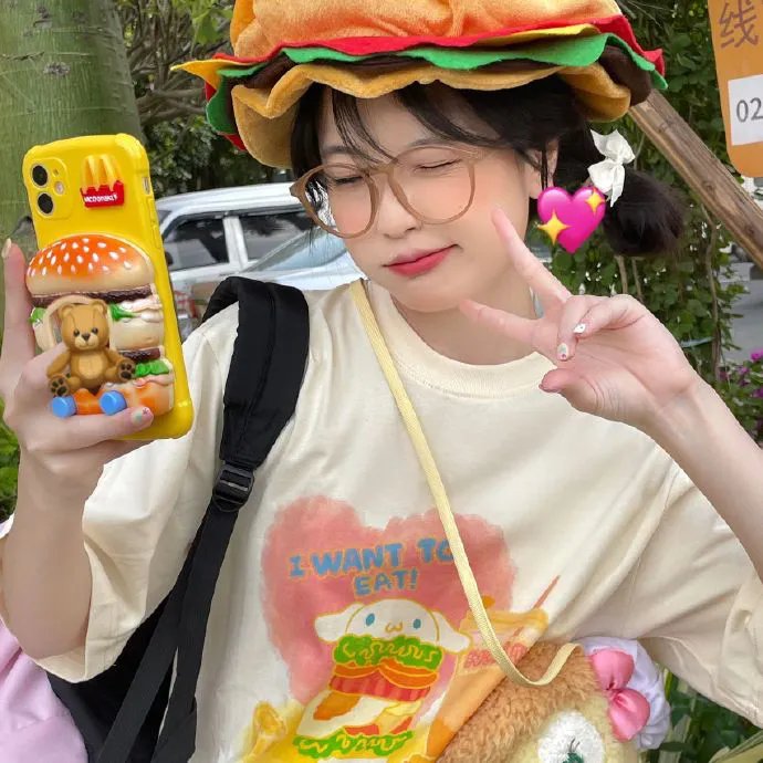 淘气小女巫第一季